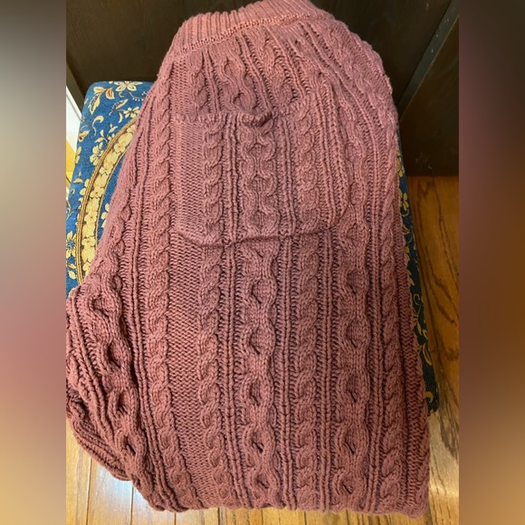 SOLD‼️HONOR THE GIFT (Unisex) MEN’S CABLE-KNIT PANTS - Maroon - Size S - Picture 7 of 10